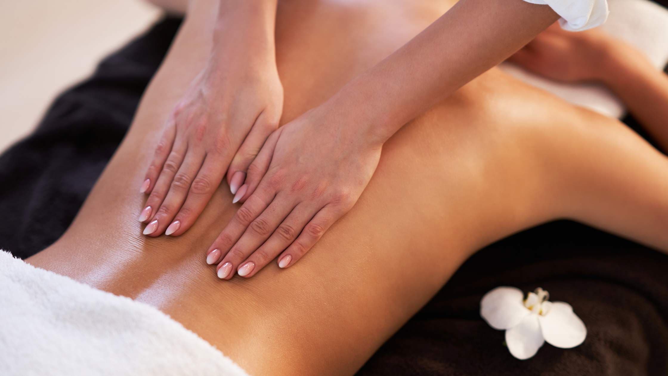 Terapeutska masaža leđa – Rešenje za bol i napetost